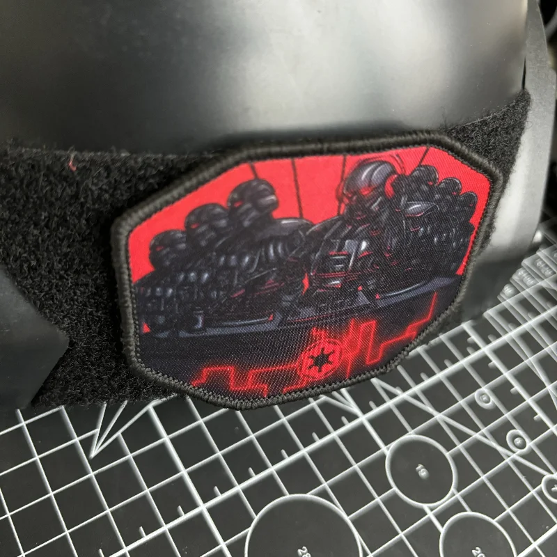 Dark Warrior War Troopa parche táctico con estampado de velcro para ropa, insignia de moral, brazalete militar, pegatina para mochila - imagen 2