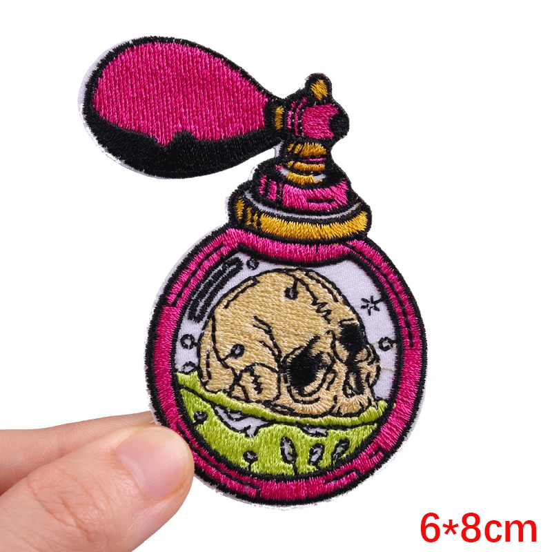 Parche de calavera de Perfume, parche bordado de estilo Punk rosa, parches para planchar para ropa, parches de calavera de corazón de amor, pegatina para ropa - imagen 5