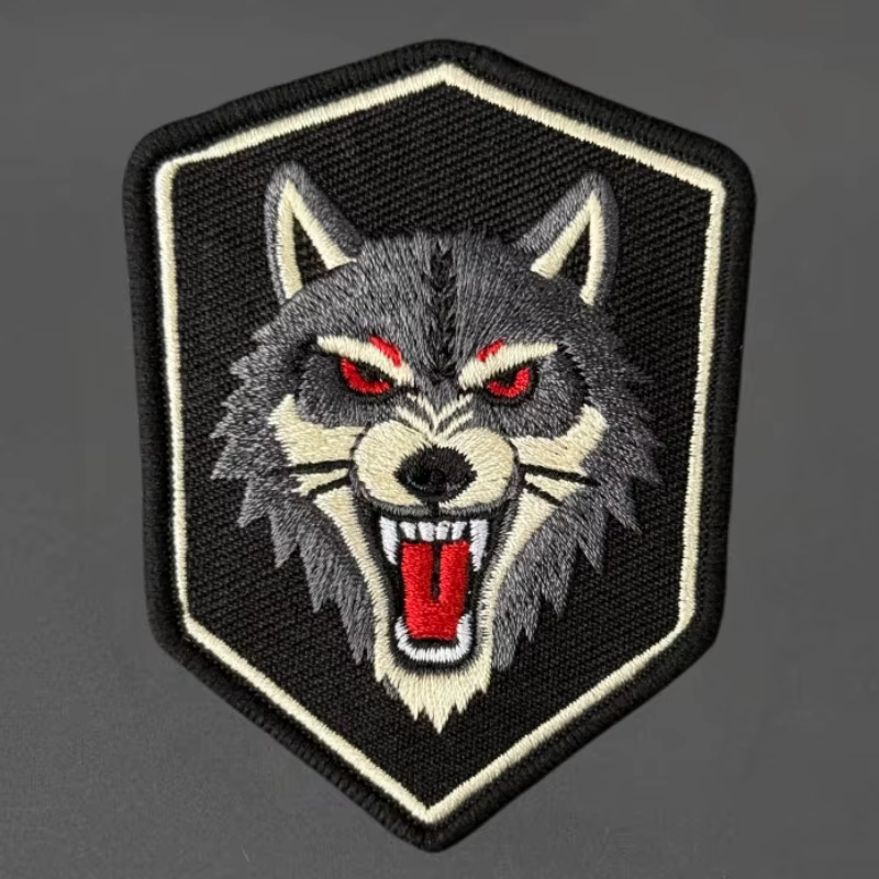 Parche bordado cabeza de lobo táctico gancho y bucle para ropa - imagen 2