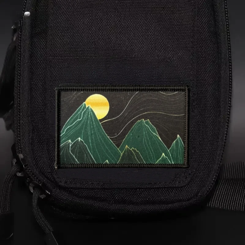 Parche Táctico con Diseño de Paisaje Montañoso, Insignia de Moral, Impreso, con Gancho y Bucle, Accesorio para Mochila, Ropa, Adhesivo Decorativo, Brazalete
