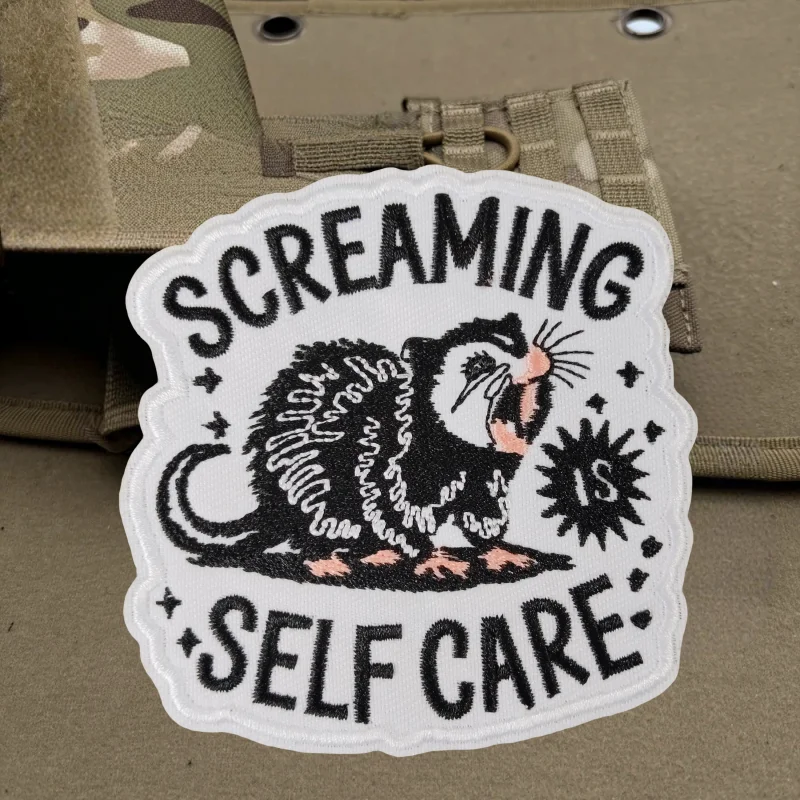 Parche bordado que grita para el cuidado personal, insignia de moral con gancho y bucle táctico, pegatinas decorativas para mochila, parches para brazalete para ropa - imagen 5