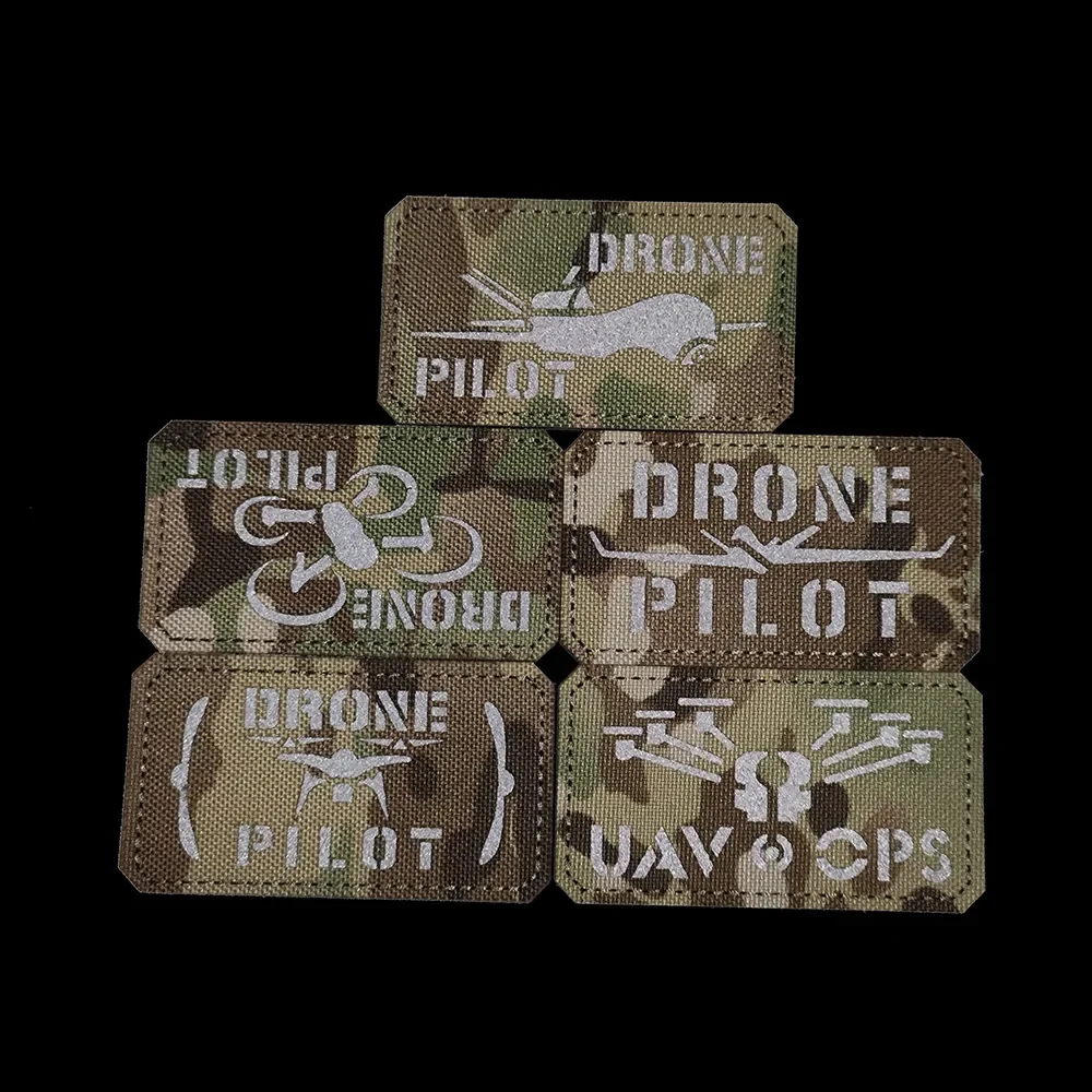 DRONE PILOT Drone insignia adhesiva mágica que brilla en la oscuridad insignia reflectante infrarroja goma de PVC advertencia dimensional insignia de zona de Dron - imagen 3