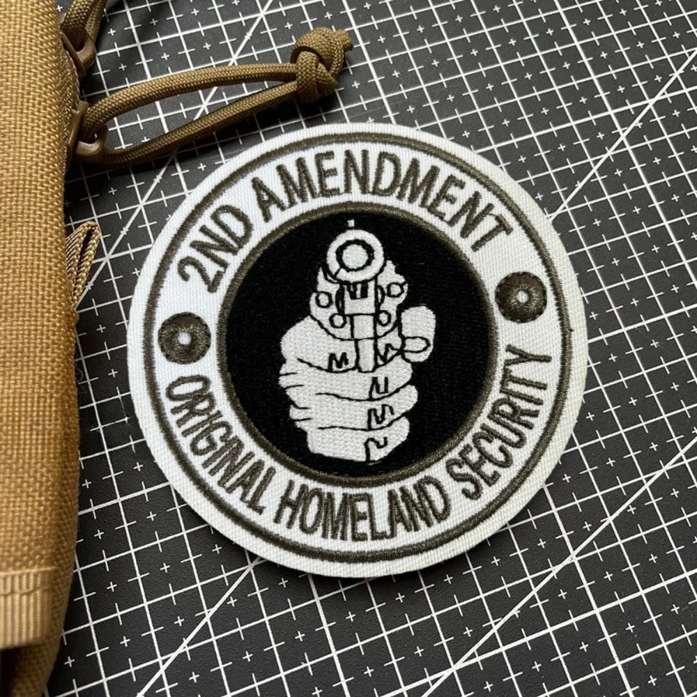2a enmienda GUN RIGHTS 1789 insignia de moral bordada parche táctico gancho y bucle parche brazalete mochila militar pegatinas de ropa - imagen 2