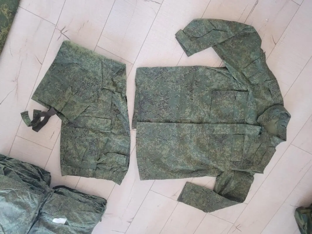 Conjunto de traje de camuflaje digital ruso para exteriores, traje de entrenamiento para hombre verde pequeño