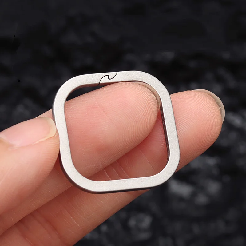 TFY-Llavero de aleación de titanio puro para coche, pulsador de apertura y cierre grandes, antipérdida