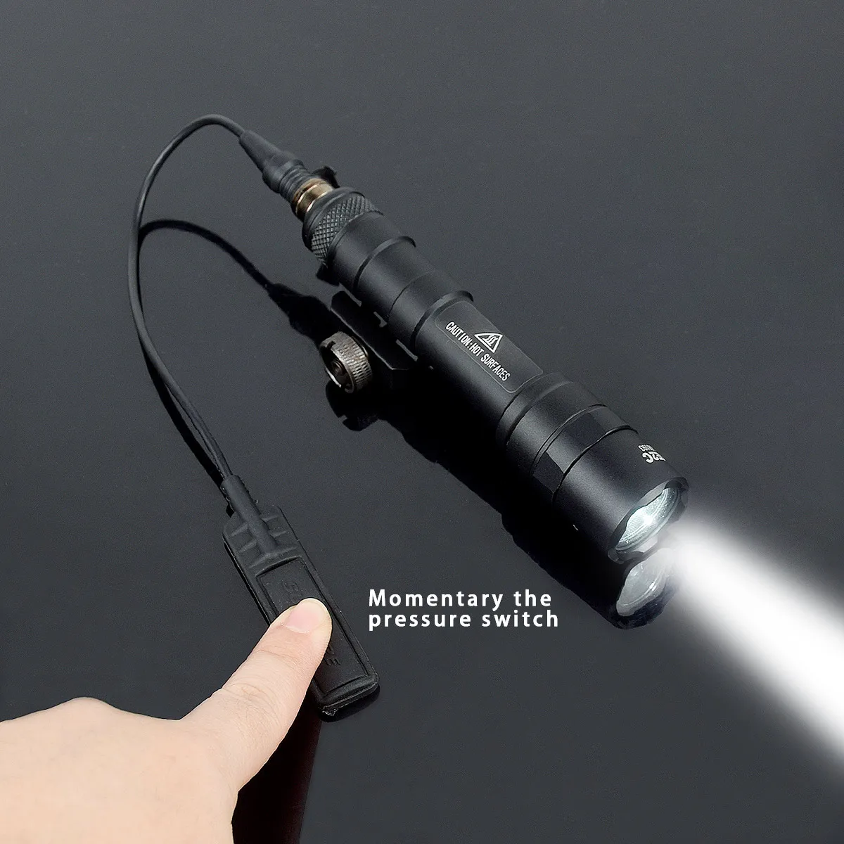 Linterna táctica Surefire M600 M600C, luz de explorador con interruptor de presión, doble función, arma de caza, 600 lúmenes - imagen 5