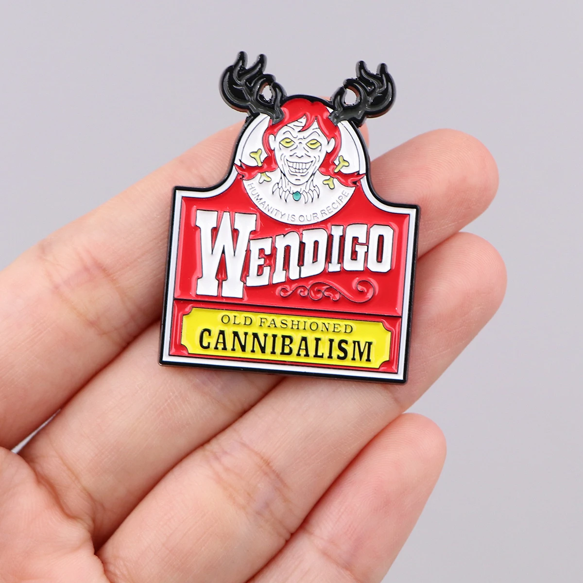 Pin esmaltado de juego de terror, broches de Pin de solapa para mujer, decoración de ropa, alfileres de Metal, mochila, sombrero, insignia, accesorios, regalo de Halloween - imagen 3