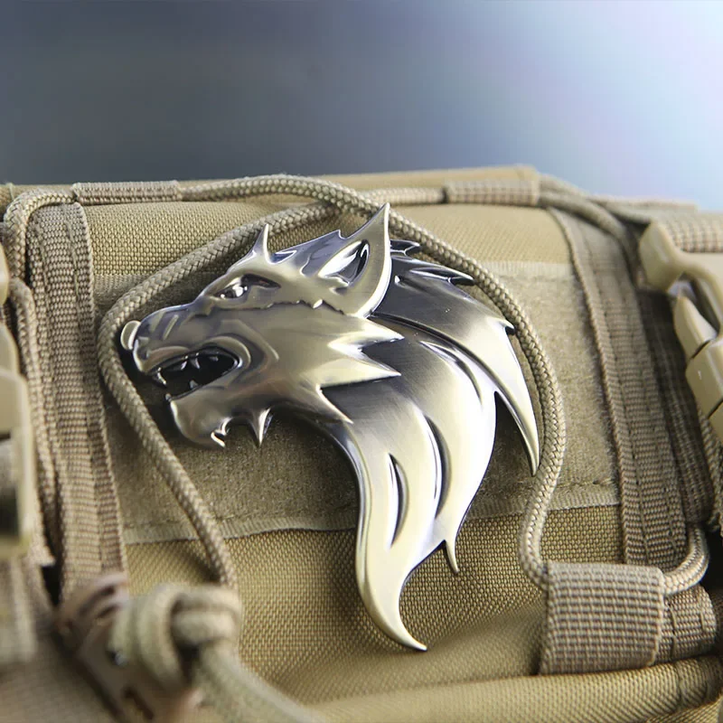 Insignias de moral de cabeza de Lobo de Metal en mochila, pegatina de decoración de bestia, parches de gancho y bucle de Metal 3D para ropa, brazalete táctico - imagen 2