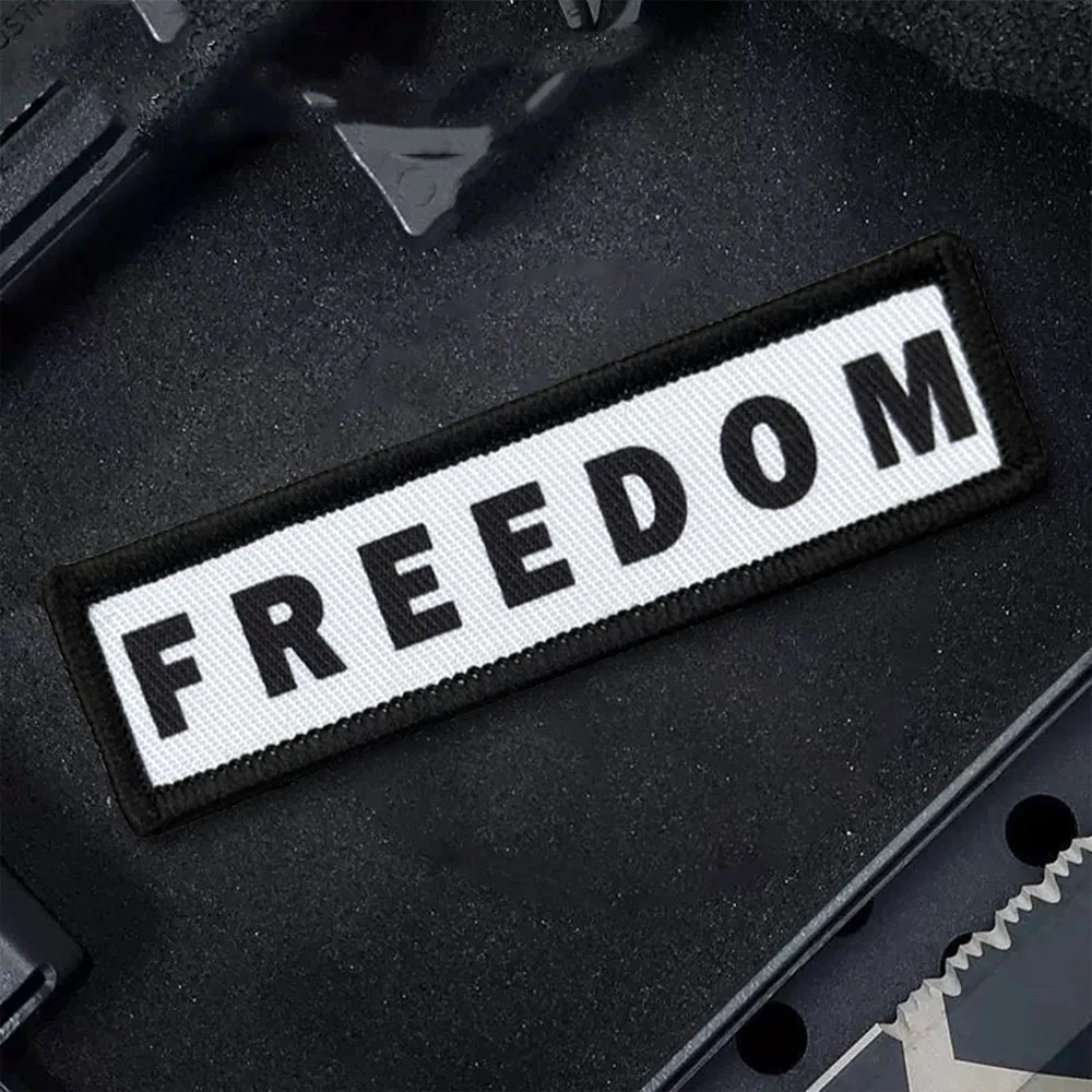 Parche patriótico "FREEDOM", insignia de moral táctica, gancho y bucle divertido, mochila militar, pegatina para ropa, brazalete - imagen 5