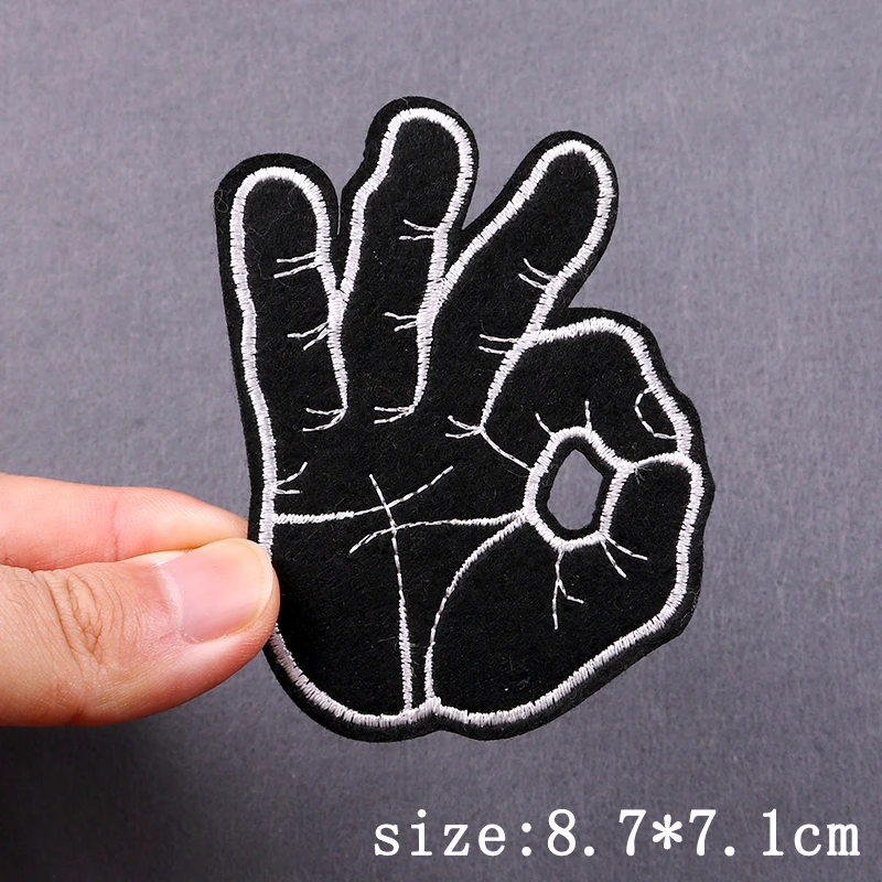 Parche bordado de corazón, parches para planchar para ropa, parches termoadhesivos para ropa, costura de calavera Punk/pegatinas de parche fibles - imagen 4