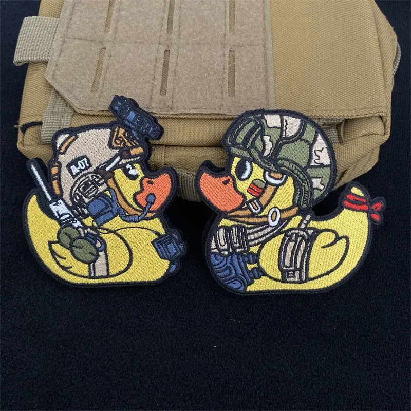 Accesorio para bolsa al aire libre, máquina de escuchar, bordado de pato táctico, brazaletes para entusiastas militares, casco DIY, chaleco, parches de bucle de gancho - imagen 3