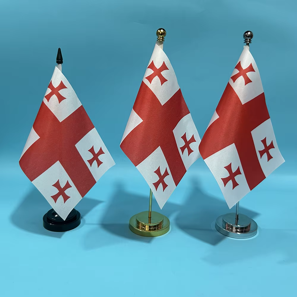 Bandera nacional de Georgia 14x21cm poliéster para escritorio