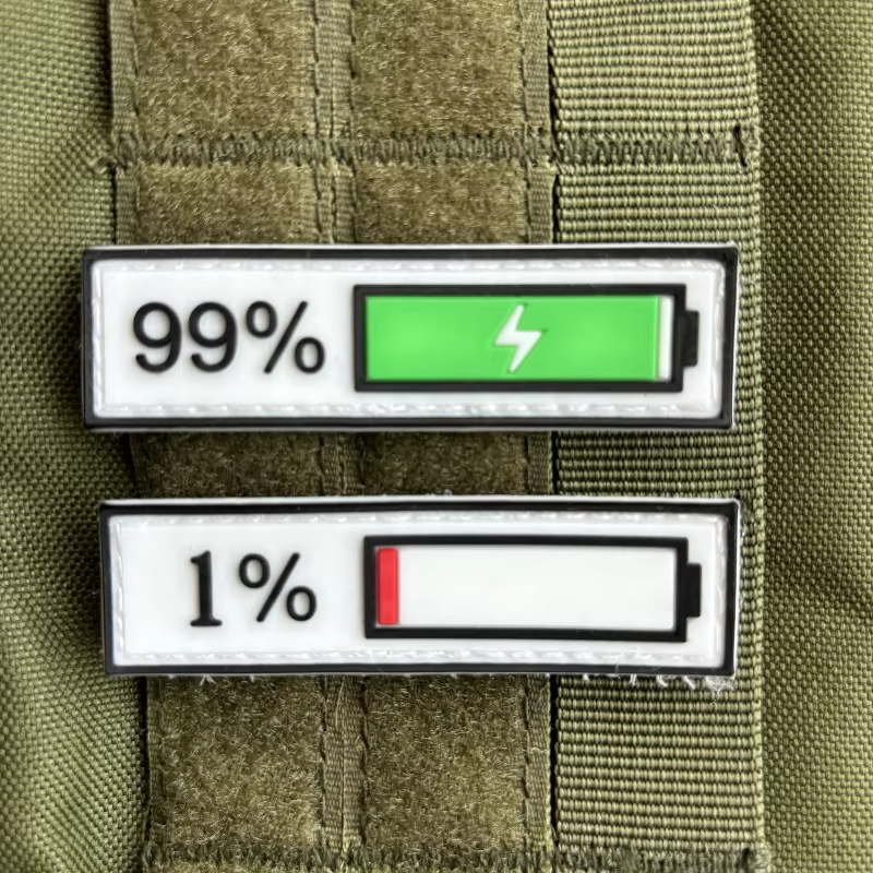 Parche táctico PVC 3D batería – Morale con velcro para mochila - imagen 3