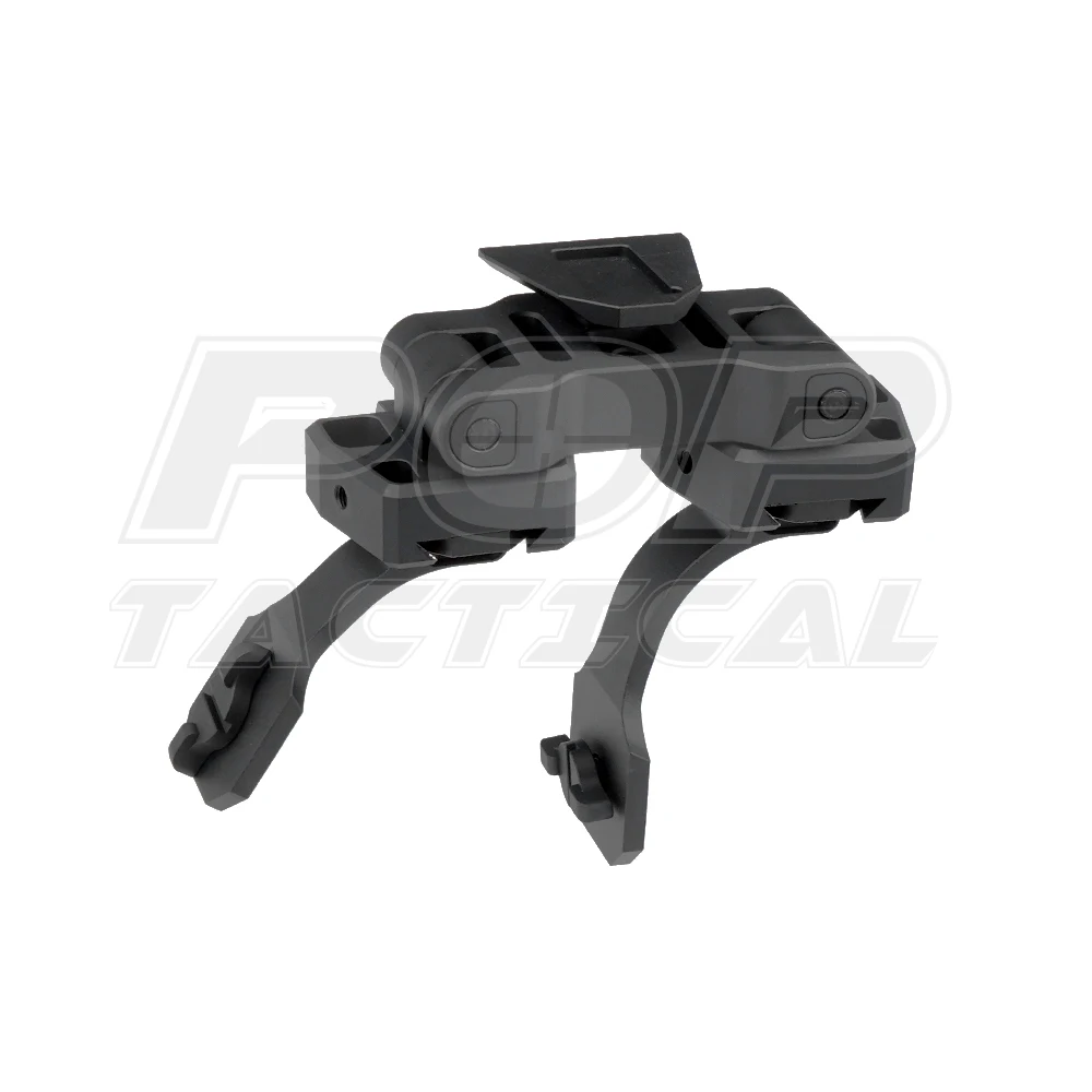 Un artículo táctico negro con una correa