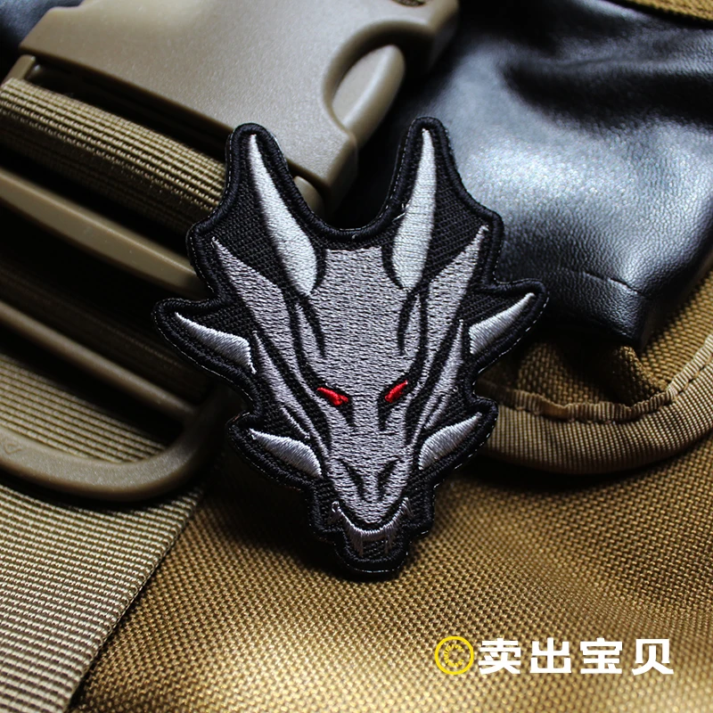Accesorios para bolsa al aire libre, insignia de cabeza de dragón, chaqueta de moral bordada, mochila, parches de gancho y bucle para ropa - imagen 4