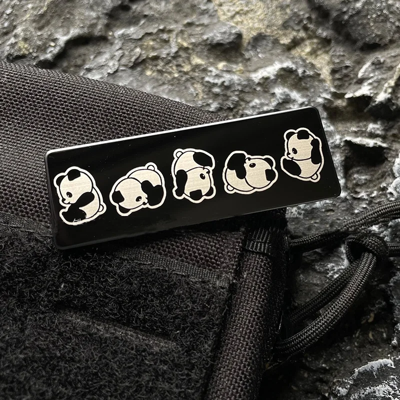 Insignia de moral Horizontal de Metal de Panda, emblema de gato de dibujos animados, parches de gancho y bucle, pegatina de decoración de mochila táctica - imagen 2
