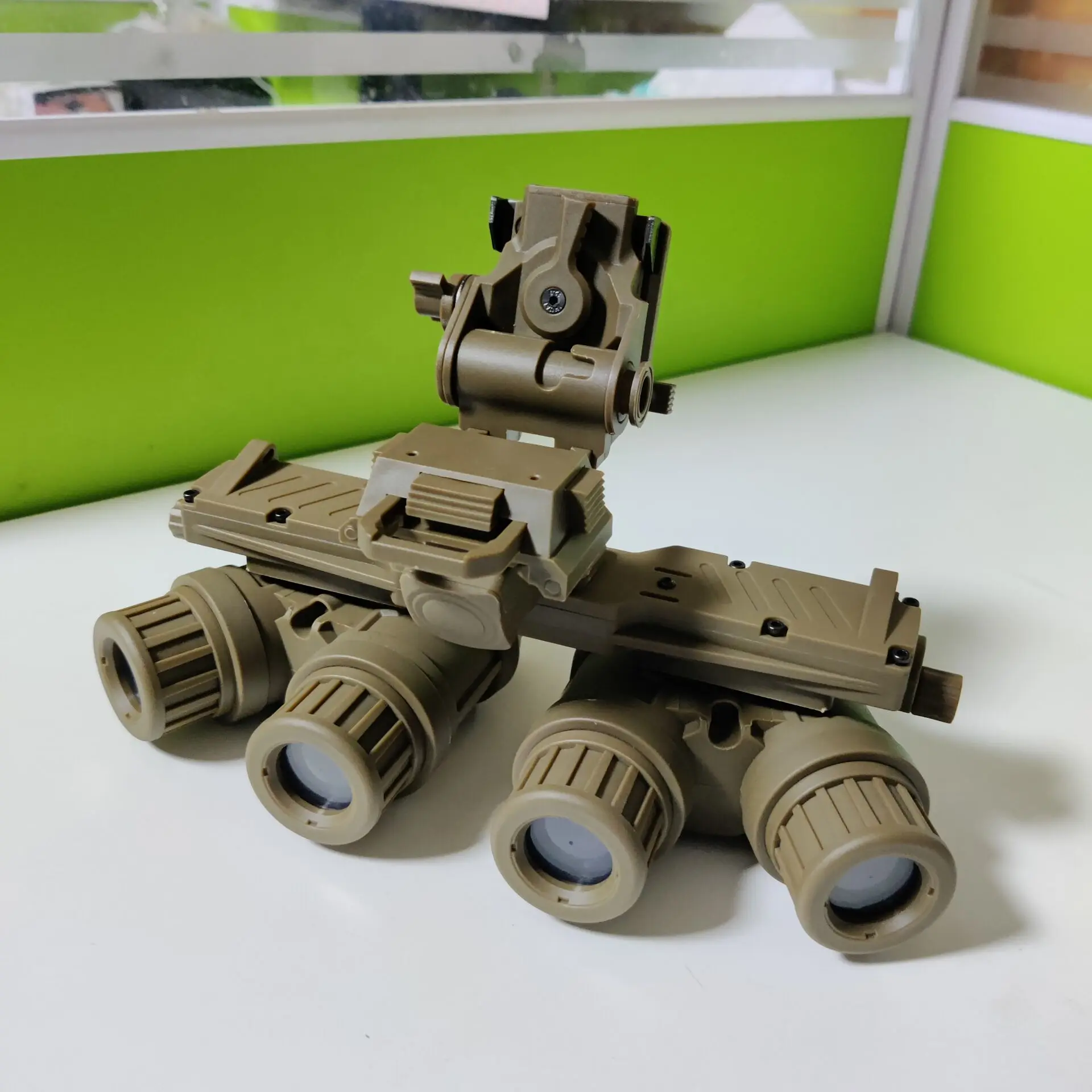 Casco táctico Airsoft Paintball GPNVG 18 gafas DE visión nocturna NVG modelo simulado plástico L4G24/L4G69 NVG montaje BK/DE - imagen 4