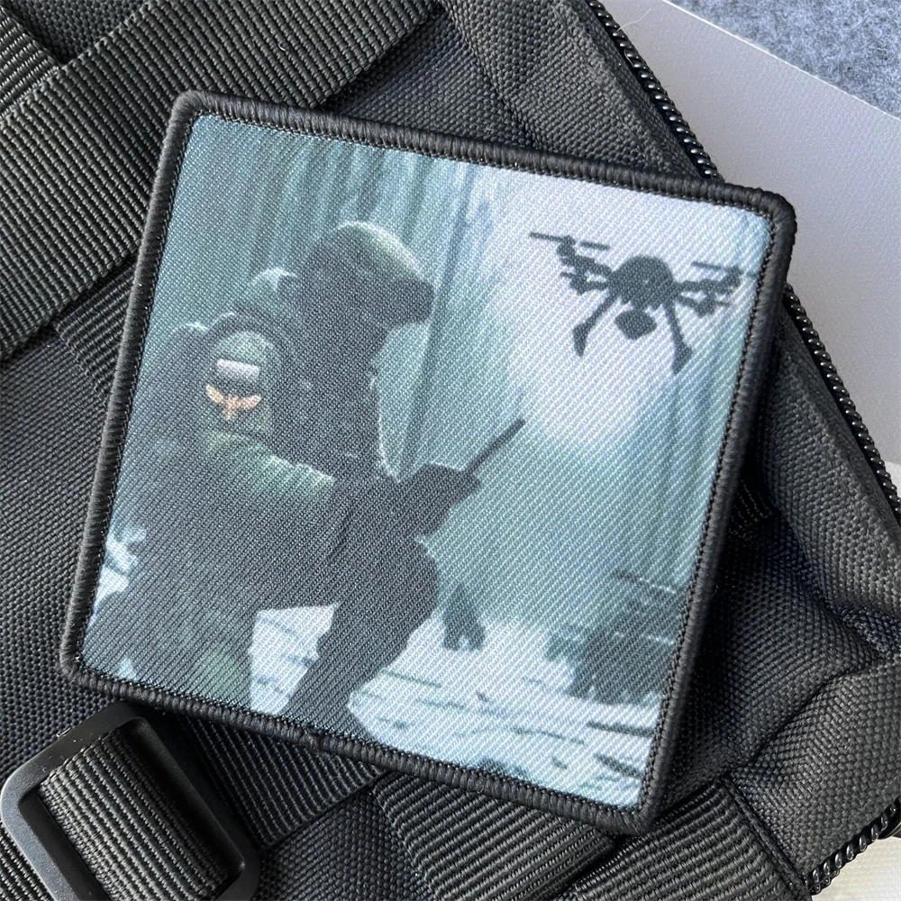 Parches de insignia de moral de operador UAV para ropa, mochila táctica, brazalete militar, pegatina de gancho y bucle impresa - imagen 4