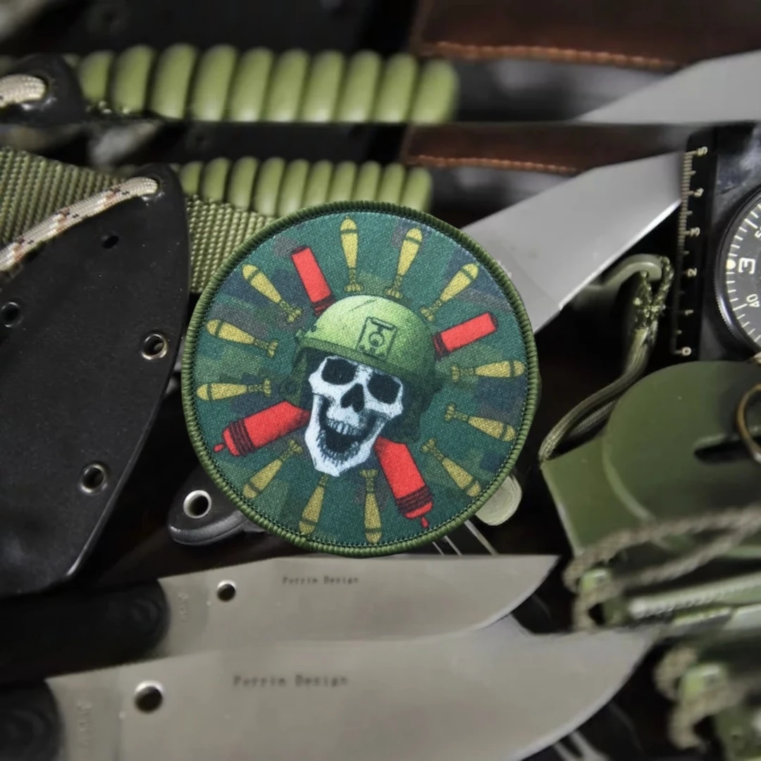 Parche del ejército Chevron "RAV", insignia de moral de soldado táctico, parches impresos con gancho para ropa, equipo militar, pegatina para casco