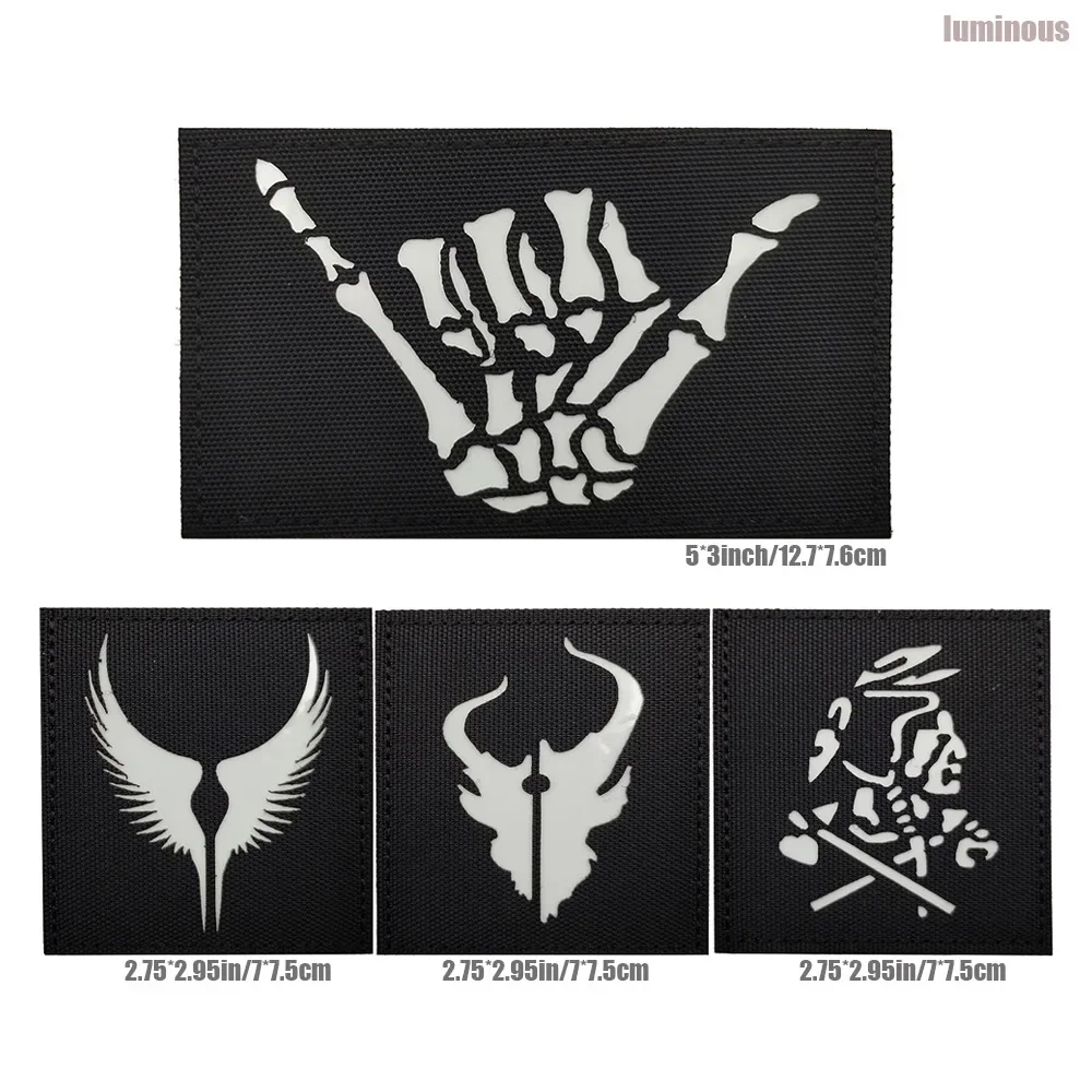 Parche de reflexión infrarroja de dedo de Calavera, parches tácticos luminosos de cazador de demonios, pegatina de tela militar para exteriores, brazalete de gancho y bucle - imagen 4