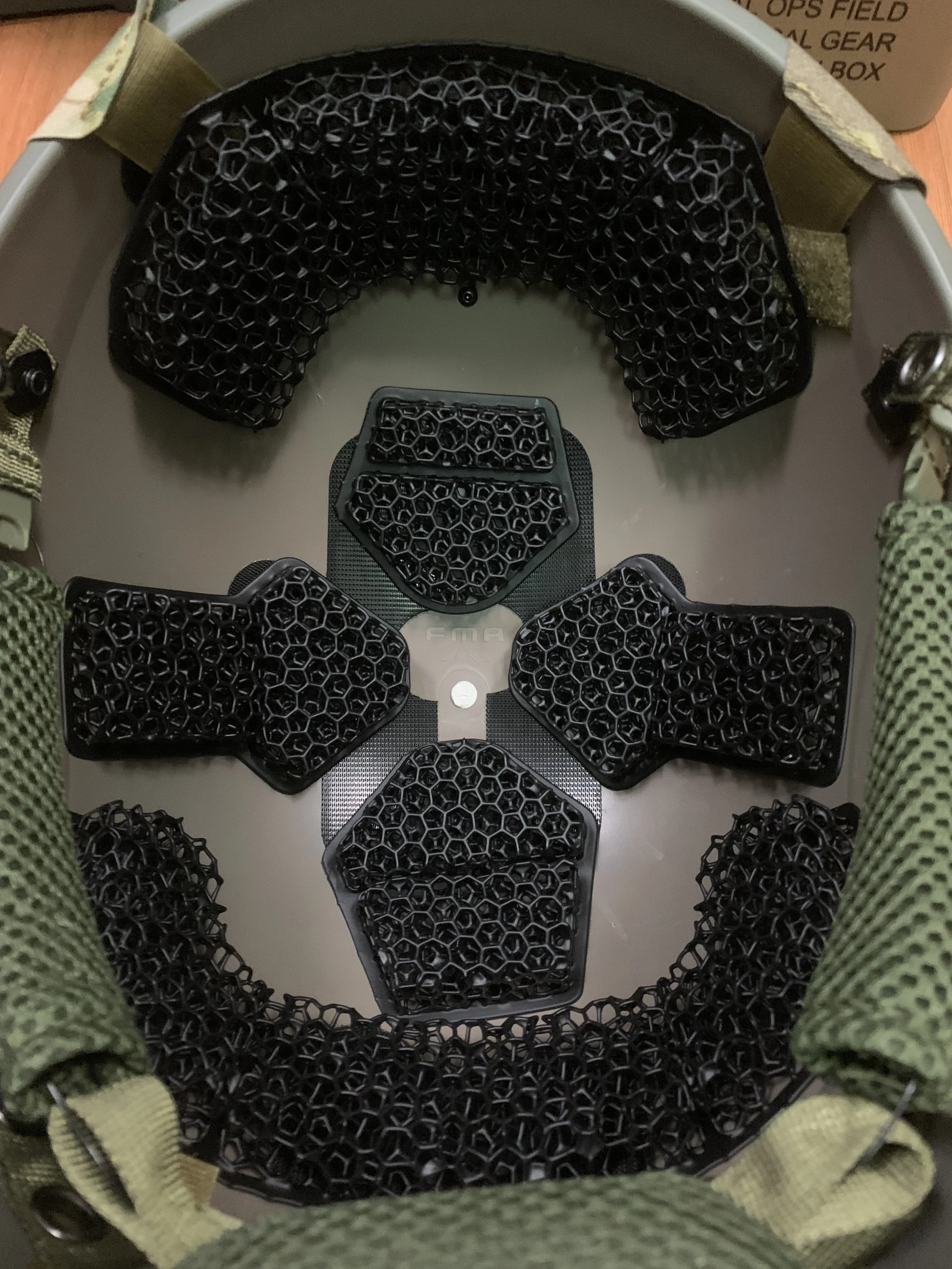 La nanotecnología de celosía 3D es fácil de limpiar, transpirable, reductor de estrés, forro de almohadilla para casco de celosía de alta elasticidad - imagen 4