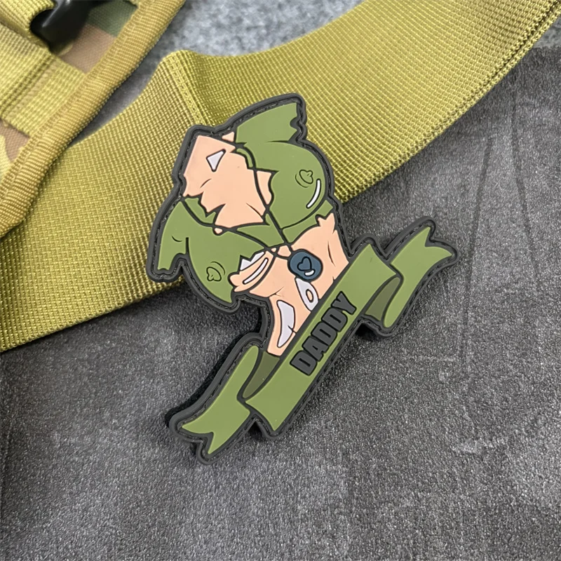 Parche táctico de PVC 3D para chica en ropa, insignia de moral, parche militar con gancho, pegatinas para mochila, brazalete - imagen 2