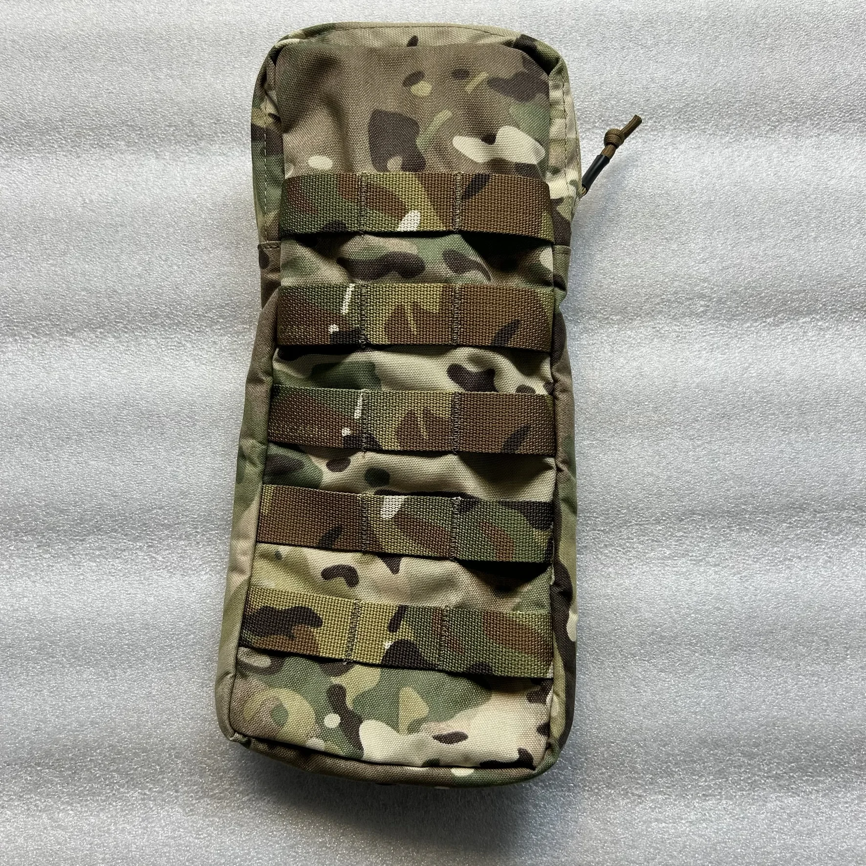 Bolsa de hidratación táctica: portador de agua MOLLE para operaciones de campo