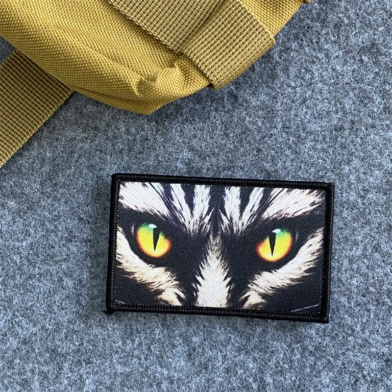 Parches con estampado de ojos de gato y Tigre, insignias de moral táctica, brazaletes de gancho y bucle, pegatinas decorativas para ropa y mochila - imagen 4