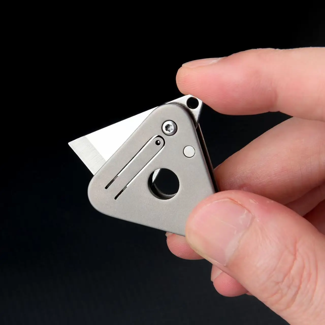 Cuchillo plegable titanio EDC táctico para exteriores y camping - imagen 4