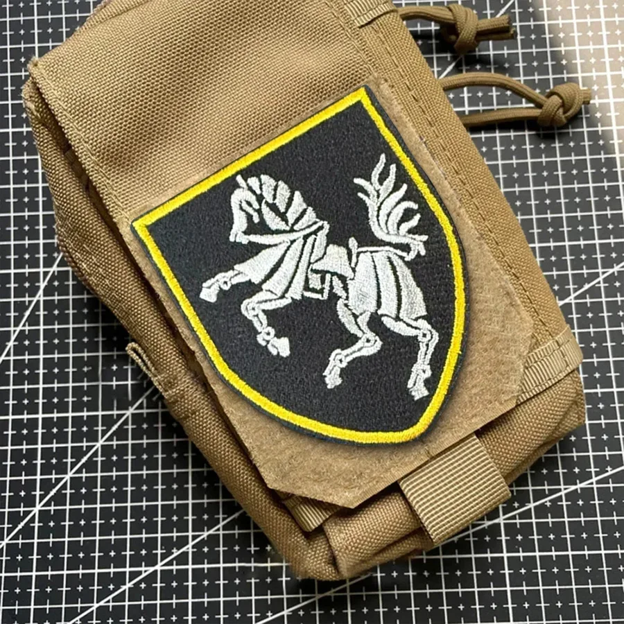 Parche táctico de unicornio "Tianma Corps", brazalete con gancho y bucle bordado, insignia de moral militar, pegatinas para mochila - imagen 5