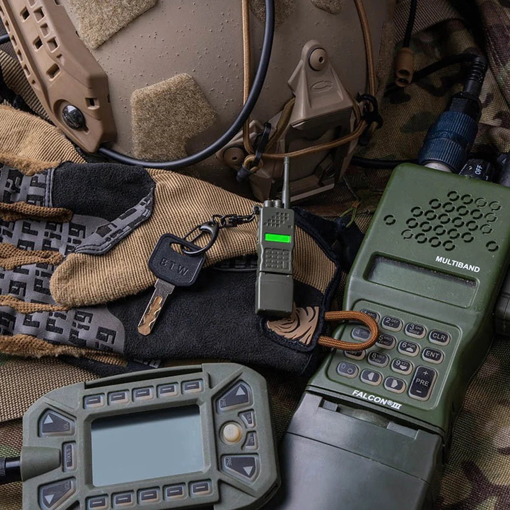 LLavero de PRC-152 Walkie Talkie, llavero modelo de radio simulado estilo Baofeng AR-152, colgante de mochila de decoración de regalo táctico CS - imagen 5