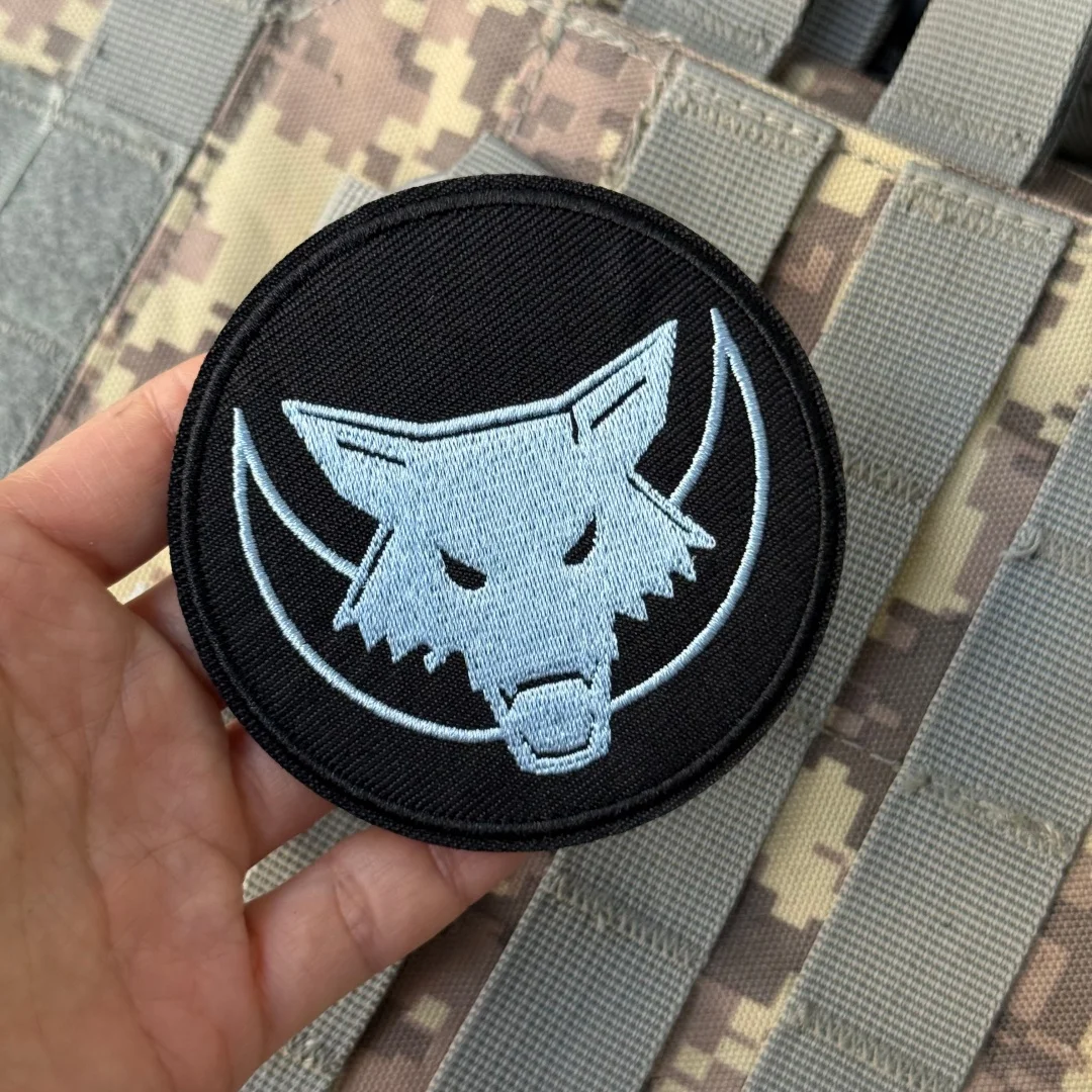 Parche de lobo táctico, insignia de moral bordada, apliques, parches militares de gancho y bucle para ropa, mochila al aire libre, pegatinas personalizadas - imagen 3