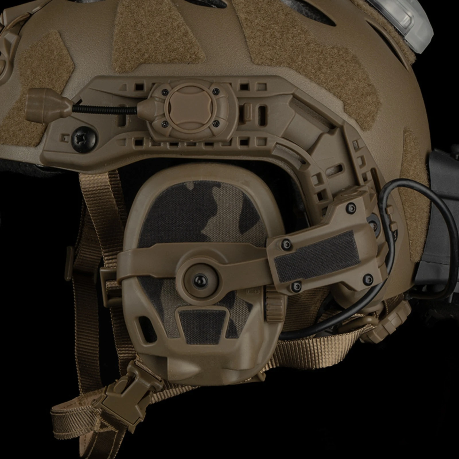 Pegatinas de camuflaje para auriculares tácticos GEN6 para Ops Core AMP, accesorios para orejeras de protección auditiva de camuflaje para tiro de caza