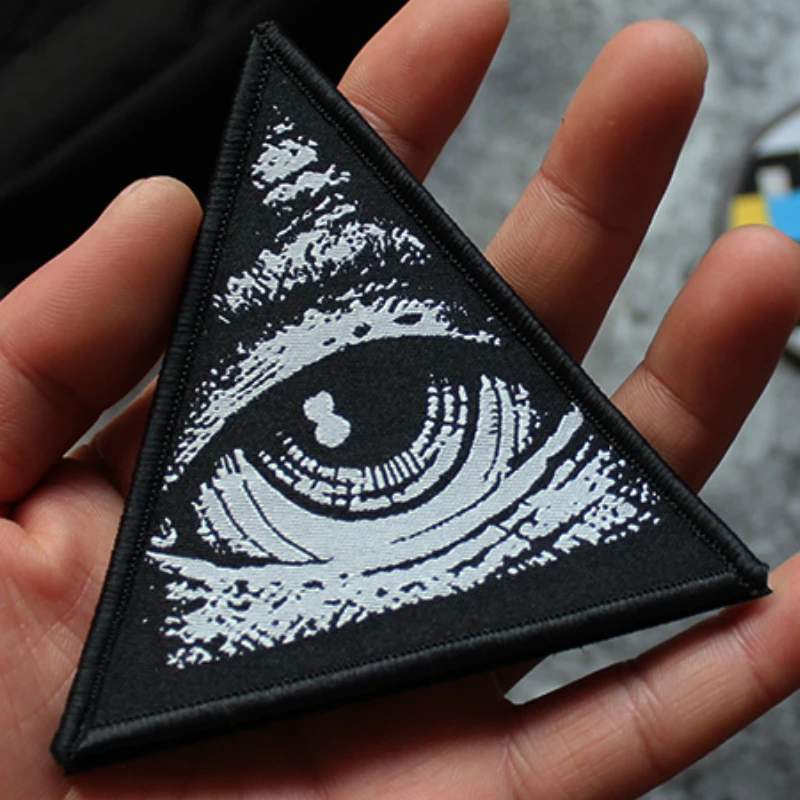 Parche de gancho y bucle con marca tejida "ojo de Dios", brazalete triangular, insignia de moral de ojo integral, parche bordado, pegatina para mochila táctica - imagen 2