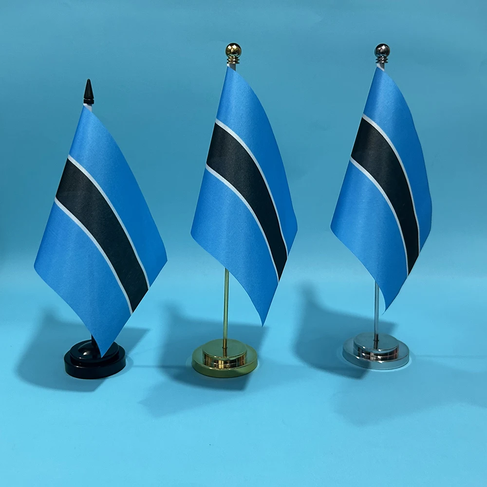 BANDERA DE SKY, escritorio de oficina, bandera pequeña de Botswana, 14x21cm, poliéster, BWP, bandera nacional de Botswana, pancarta de país, adornos de escritorio