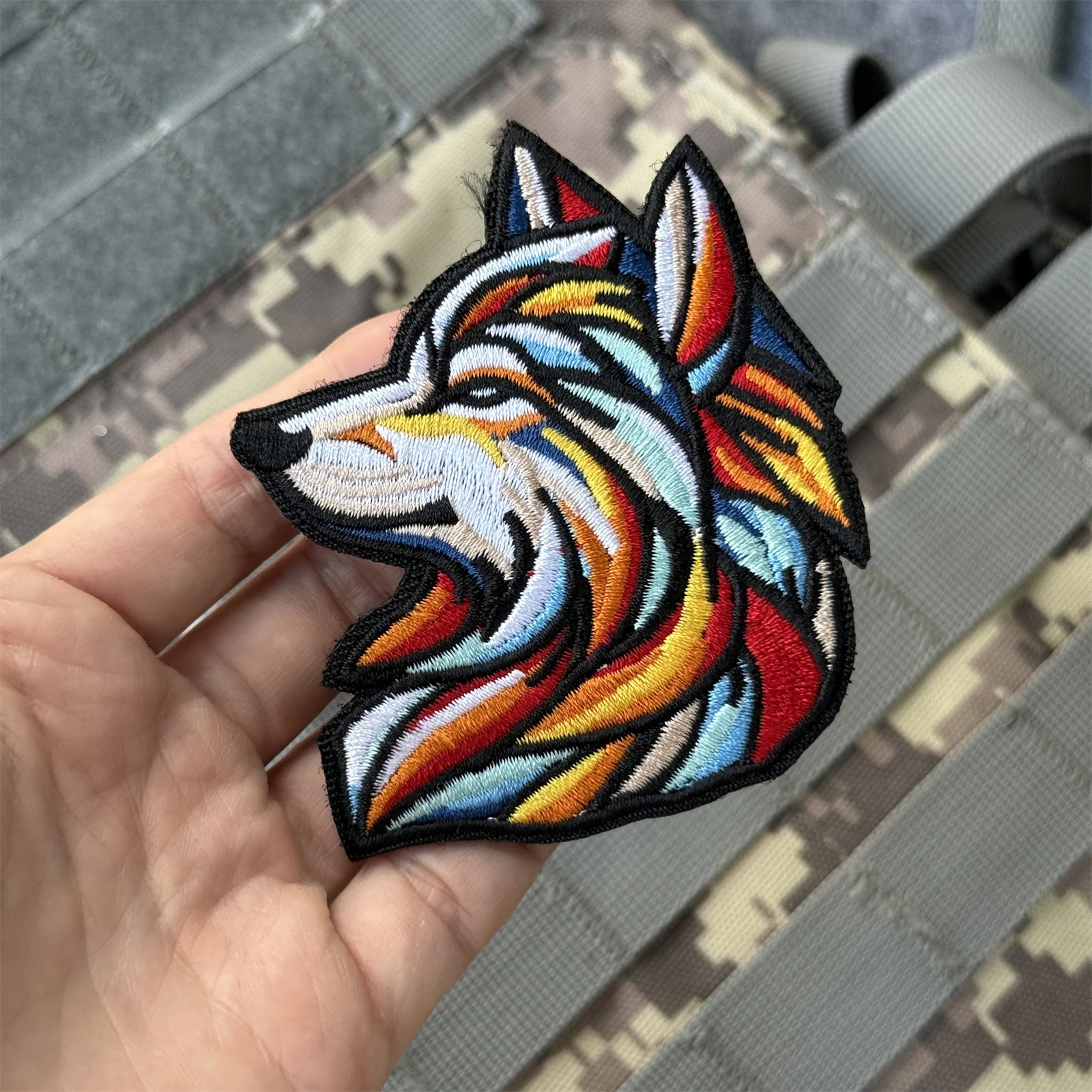 Parche táctico colorido con bordado de lobo, pegatina decorativa con gancho de moral en mochila militar, parches tácticos para ropa - imagen 5