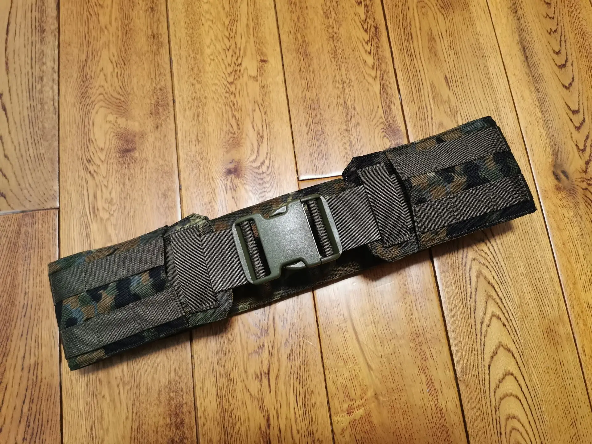 Cinturón táctico MOLLE camuflaje Flecktarn - imagen 3
