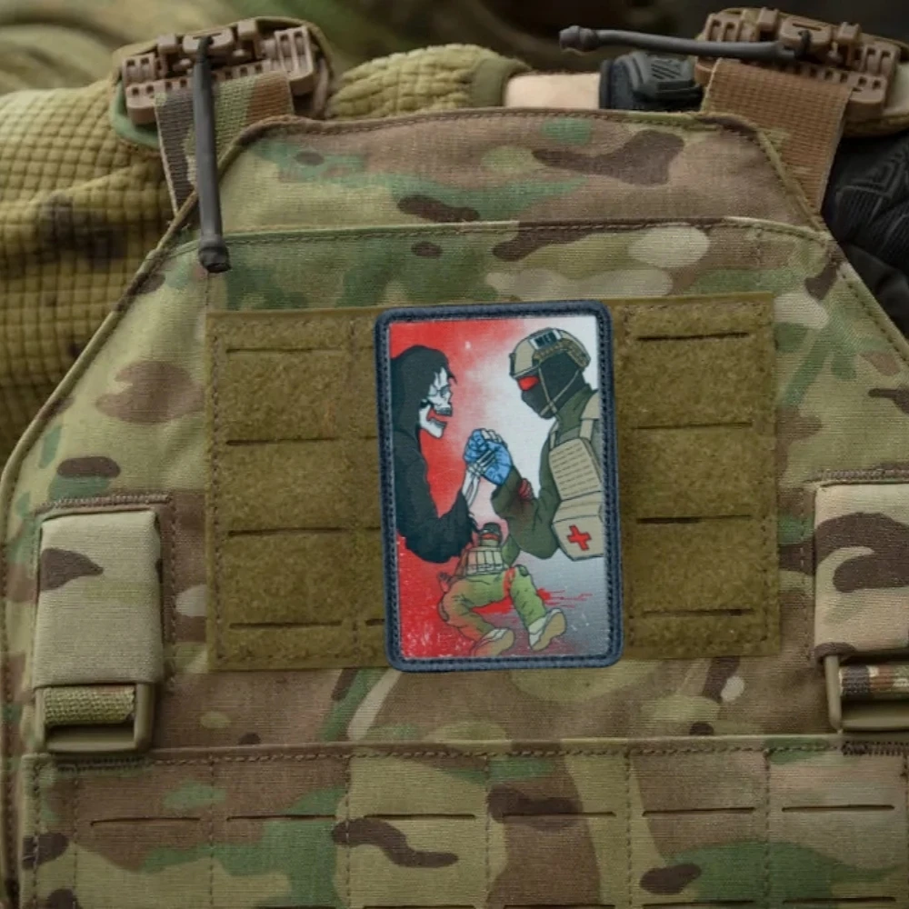 Parches de insignia de moral, brazalete táctico militar impreso, lucha contra el campo de batalla, pegatina de cuidado médico - imagen 4