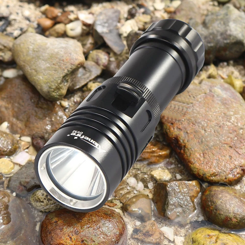 Linterna táctica LED aluminio impermeable para buceo y outdoor - imagen 5