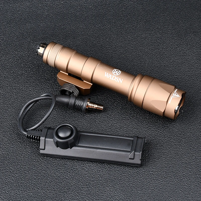 Linterna táctica SF M300 M600, luz de explorador de Metal sin marcas, interruptor de presión de doble función de Control remoto, compatible con riel de 20mm - imagen 5