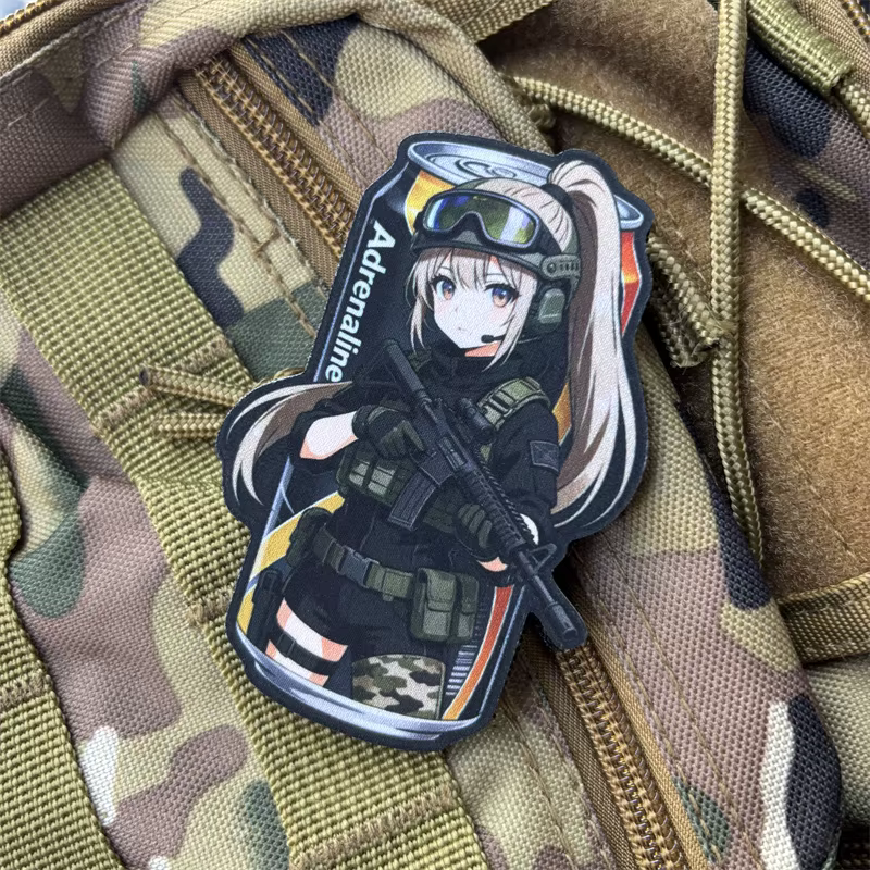 Parche táctico morale Adrenaline Drink con velcro para mochila - imagen 3