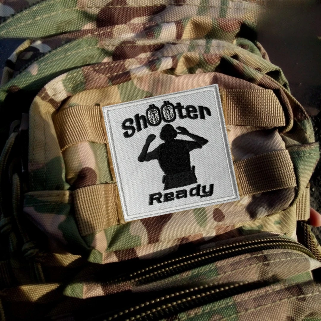 Parche listo para tirador, insignia de moral táctica, parches bordados con gancho para ropa, pegatina de equipo militar