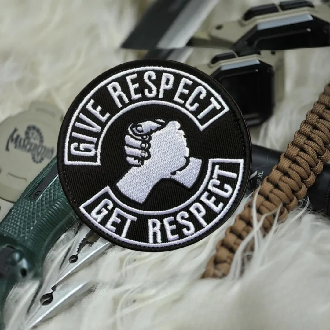 Dar Respect-Get Respect Morale parche táctico insignia militar gancho bordado y bucles para ropa mochila pegatina