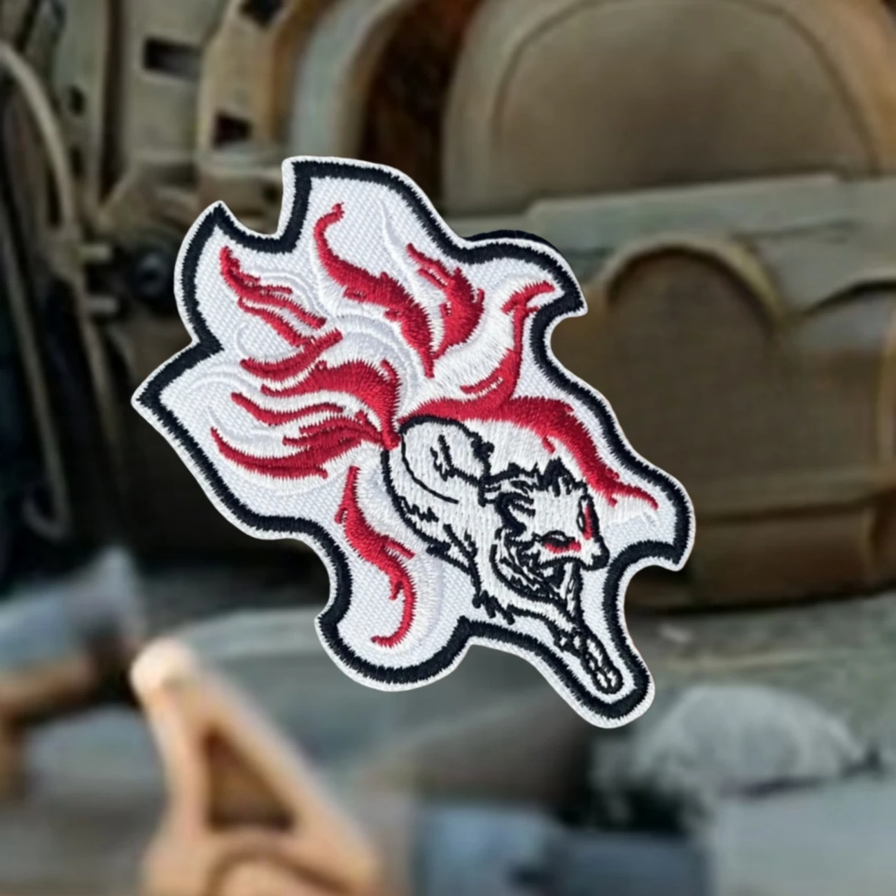 Parches bordados con insignia de moral divertida de zorro de nueve colas para ropa, brazalete militar táctico, pegatinas para mochila con gancho y bucle - imagen 3