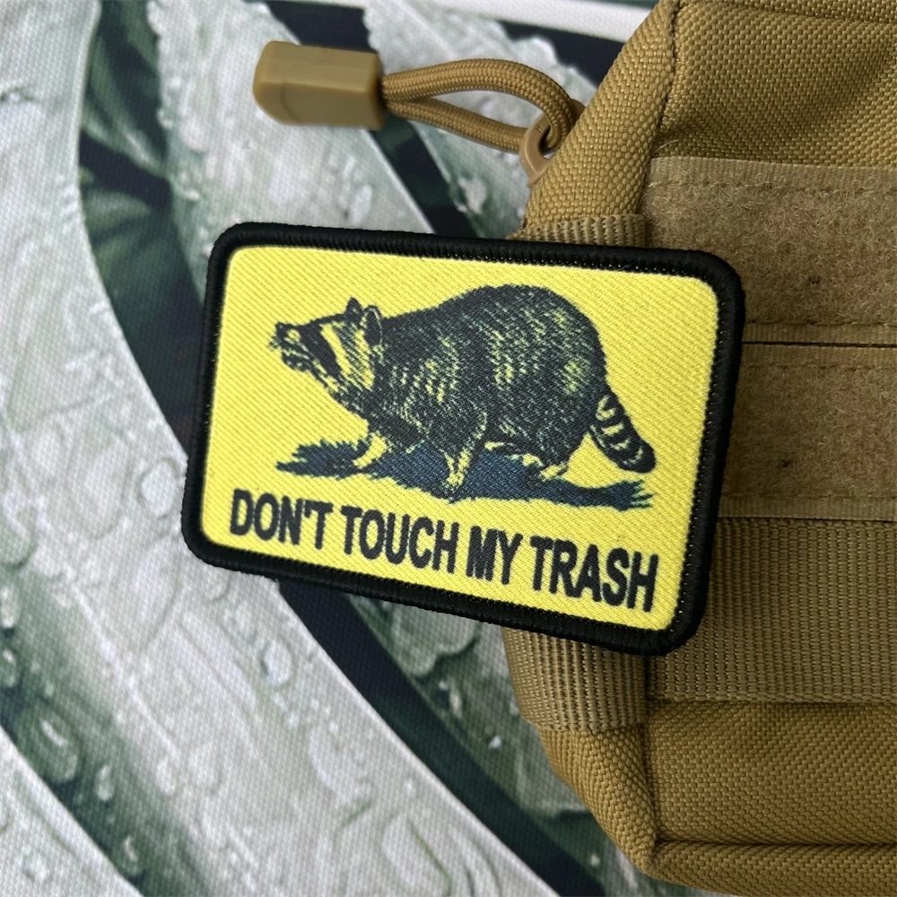 Don't Touch My Trash Raccoon Gadsden moral Badge Killdozer Tread on the Who Tread on You, parches impresos, pegatinas tácticas - imagen 5