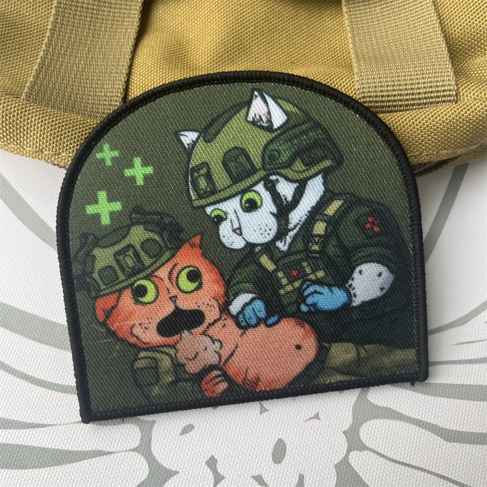 Parche de insignia de moral de rescate médico con aguja de descompresión, brazalete militar táctico, parches de gancho y bucle impresos - imagen 4