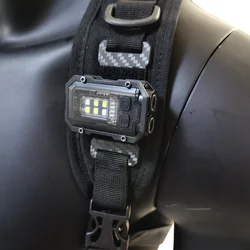 Linterna táctica EDC con Molle y correa 25mm para acampar