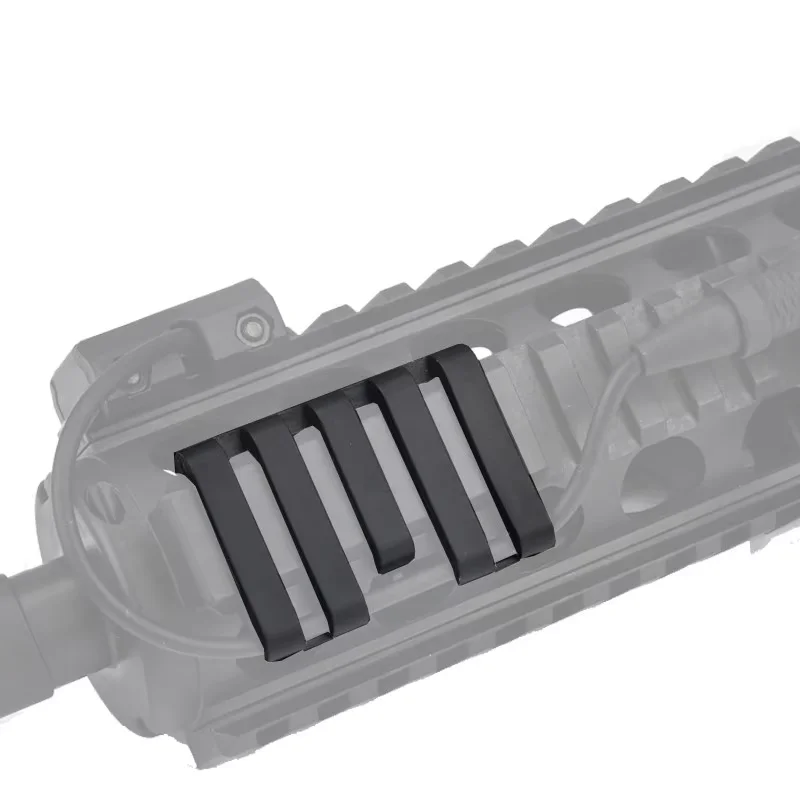 WADSN, 5 ranuras, 20mm, cubierta de riel Picatinny, guía de cable de cola, PEQ-15 DBAL M300 M600, interruptor de presión, accesorios de cazador - imagen 4