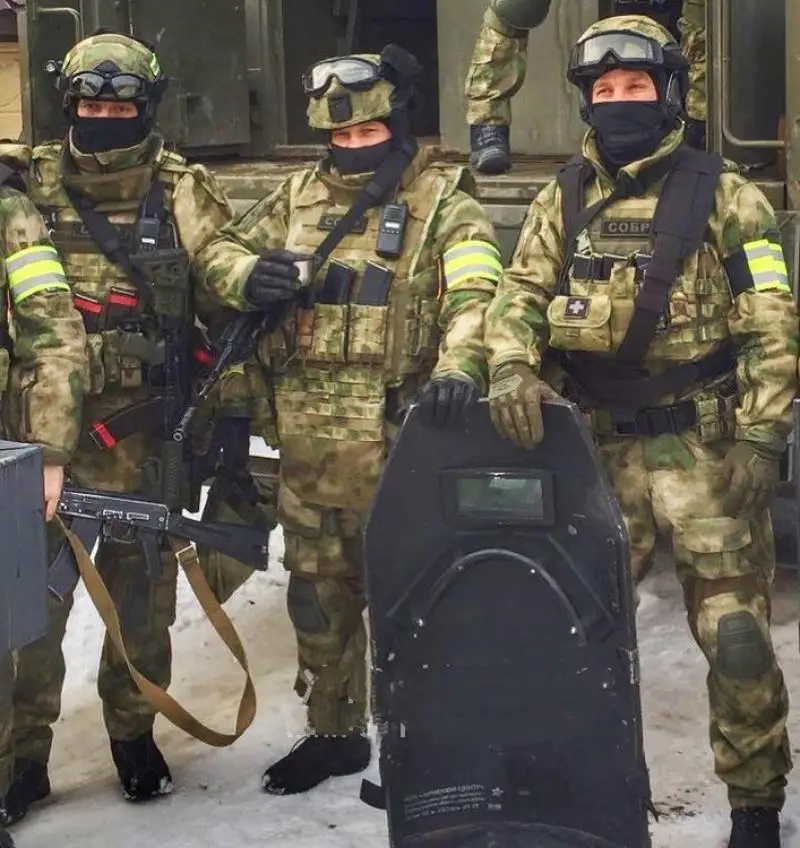 Brazalete reflectante ruso de doble fila para exteriores, etiqueta de identificación - imagen 2