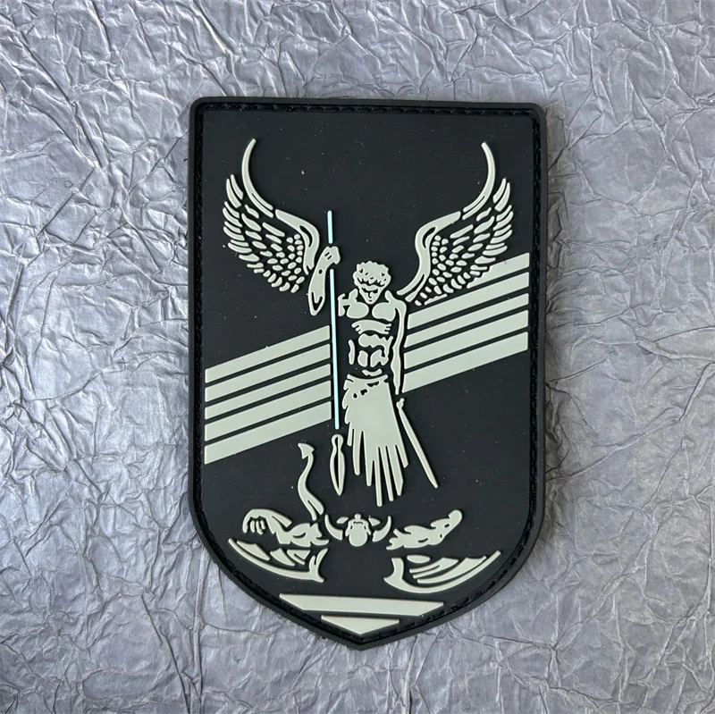 Parche de PVC 3D, insignias de moral táctica en mochila, pegatina de calavera, parches de gancho y bucle para ropa, accesorio militar, brazalete - imagen 4